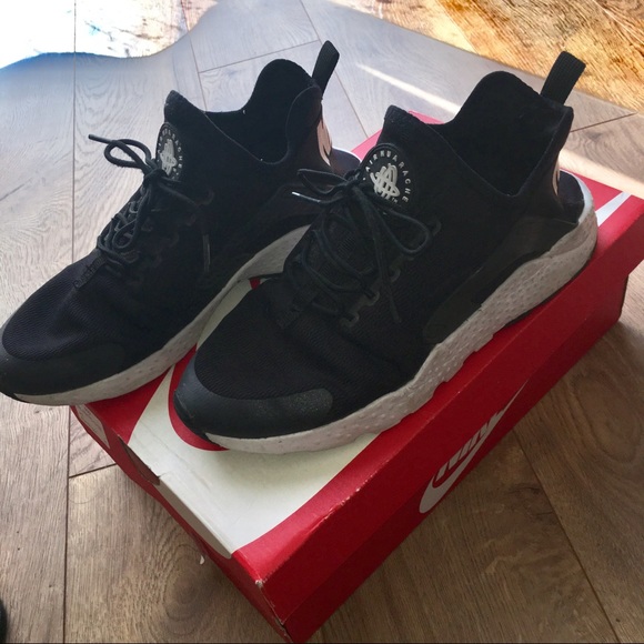 (Sold) Nike Huarache Ultra - Picture 6 of 7